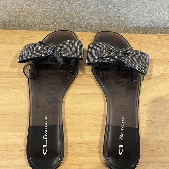 Very cute sandals - Picture 3 of 8